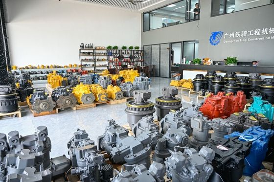 Komatsu PC300-3 PC300LC-3 Final Drive Travel Motor Excavator Track Drive Reduction Assembly for Heavy Duty Earthmoving Durable Replacement