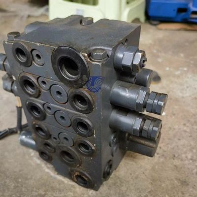 723-82-31100 7238231100 723-82-30100 Đối với Komatsu FD35/40-10 FD35Y/40Y-10 FD40Z-10 FD45-10 Phân tích xe nâng thủy lực VALVE điều khiển chính